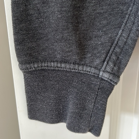 The North Face Grey Logo Hoodie Sweatshirt w Kangaroo Pockets Men's Medium - Picture 5 of 11